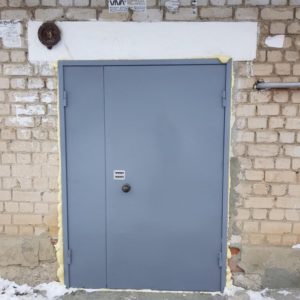 Противопожарная дверь в подъезд / серия FRM33278