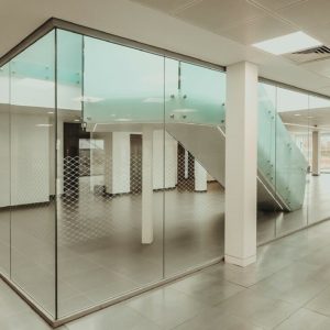 Противопожарная перегородка с одинарным стеклом / серия FRM5380